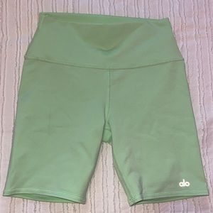 Alo yoga biker shorts